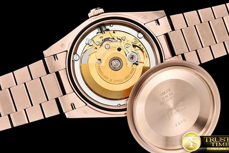 1116 RDD0218A – DayDate 40mm Casual 690